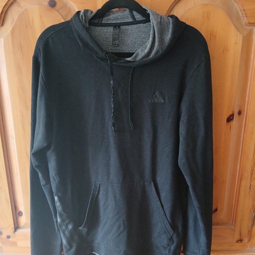 Adidas Hoodie Mens Medium Black Pull Over Performance Stretch Sweater Sweatshirt